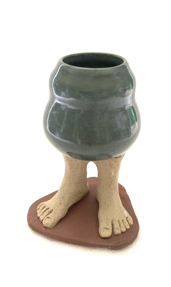 EllieComm's tweet photo. My new series "Understandings". Named cuz they are helping me understand the intersection between ceramics and sculpture. The first 2 debut at Art in the Park: Sherwood Pk Highland Gathering Sat/Sun at Broadmoor Lake Park. You gotta see 'em and laugh!
#highlandgathering #yegarts https://t.co/qt9umiq7ad