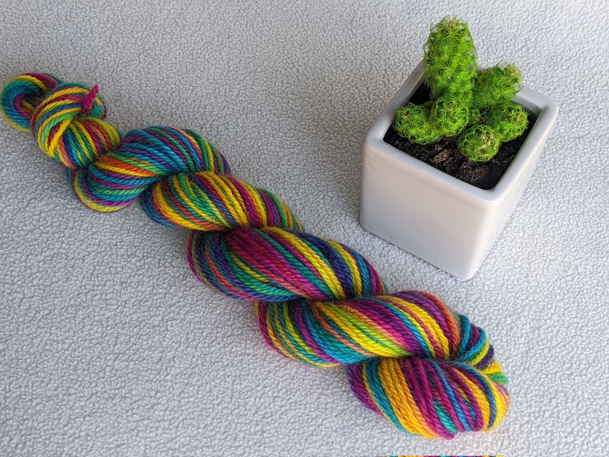 ThiccThreadsCo's tweet photo. Good news everybody! This gorgeous rainbow yarn is nos available in 3 different yarn weights! Fingering (1), DK (3), and Worsted (4) ๐ #rainbowyarn #fingeringyarn #dkyarn #worstedyarn #superwashwool #knitting #crochet #yarnaddict #prideyarn https://t.co/crAyvTyiEn https://t.co/Ip6RpdTUGh