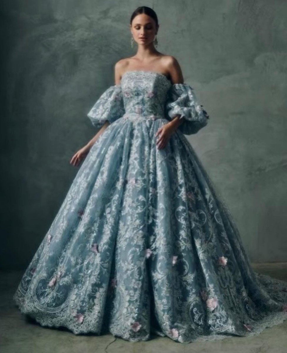 Life imitates art 🖼

#TheACF #YumiKatsura #couture