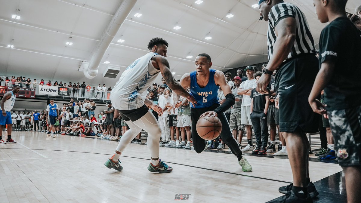 KSTLeague's tweet photo. B5 came and put on a show tonight at #KSTLeague 🤯 
📸: @Calebphotoz https://t.co/6cyMSaLmf2
