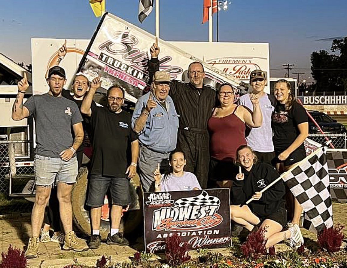 Check out the @MSAsprints race report from @AngellPark in Sun Prairie, Wis. on Sunday, July 17 courtesy of @pedaldown69. #msasprints #angellparkspeedway #360sprintcars #pedaldownpromotions pedaldownpromo.com/haddy-outduels…