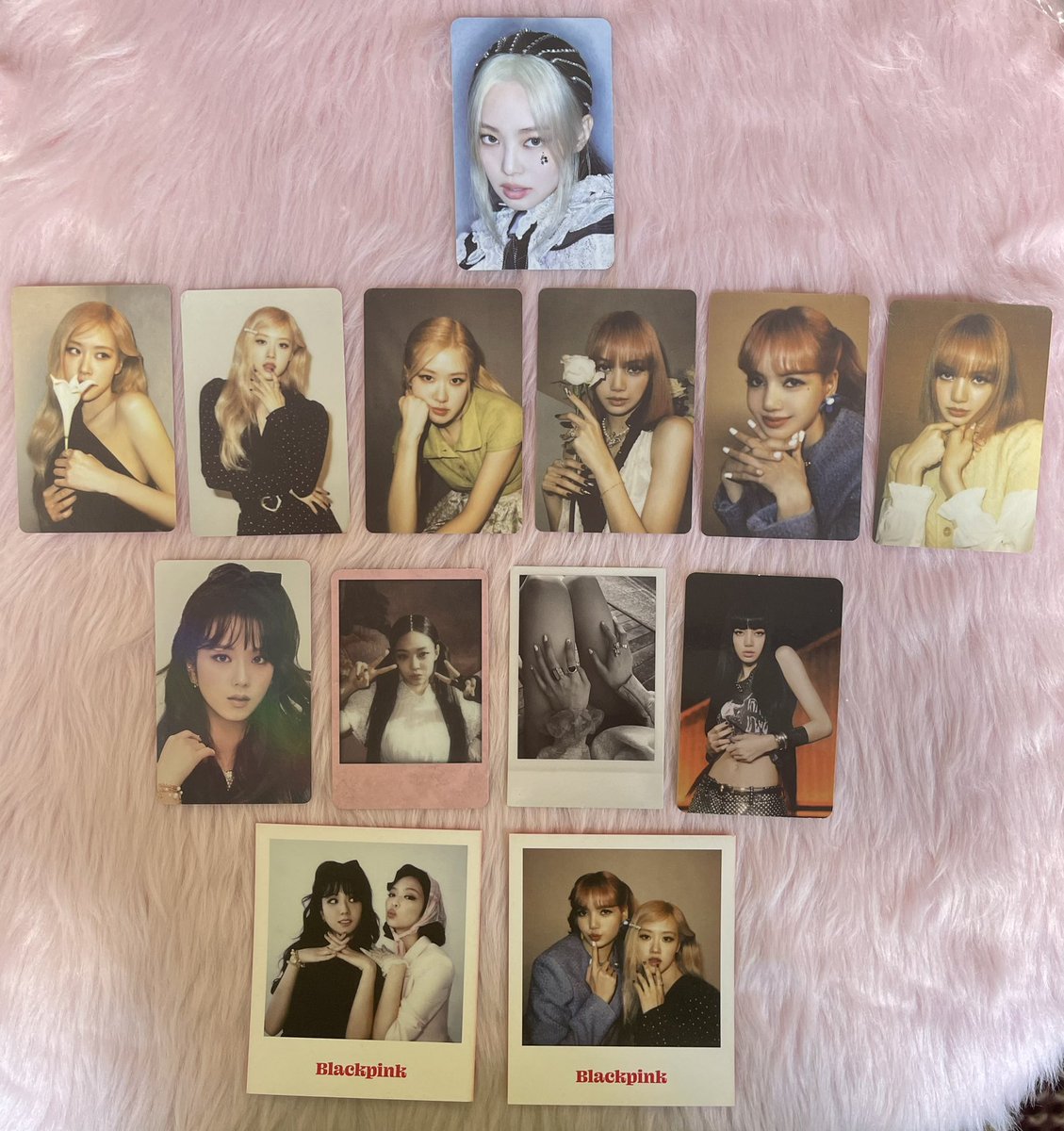 Kchingu_MerchPH's tweet photo. [WTS/LFB]

Jentears &amp; Random PC set✨
✅ 2540 all in + LSF
✅ Official
✅ Onhand and ready to ship
✅ Mint Condition

Message me for more photos and Videos🙂

MOP: Gcash/BPI
MOD: SDD/GGX/SCO

🏷 ROSÉ JENNIE LISA JISOO JENTEARS BLACKPINK 4+1 https://t.co/DNyWpCKsKn
