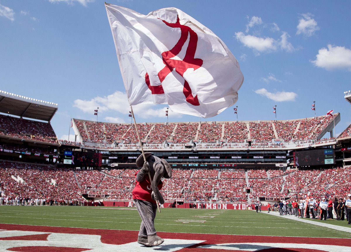 ctalty31's tweet photo. After a great call with @CoachHutzler I’m grateful to say I’ve received a full scholarship offer to @AlabamaFTBL #AGTG #RollTide #TeamSailer 
@StRitaFootball @JJStandring3 @CNendick25 @Chris_Sailer @Coachnmcgriff48 https://t.co/poVR43WgEq