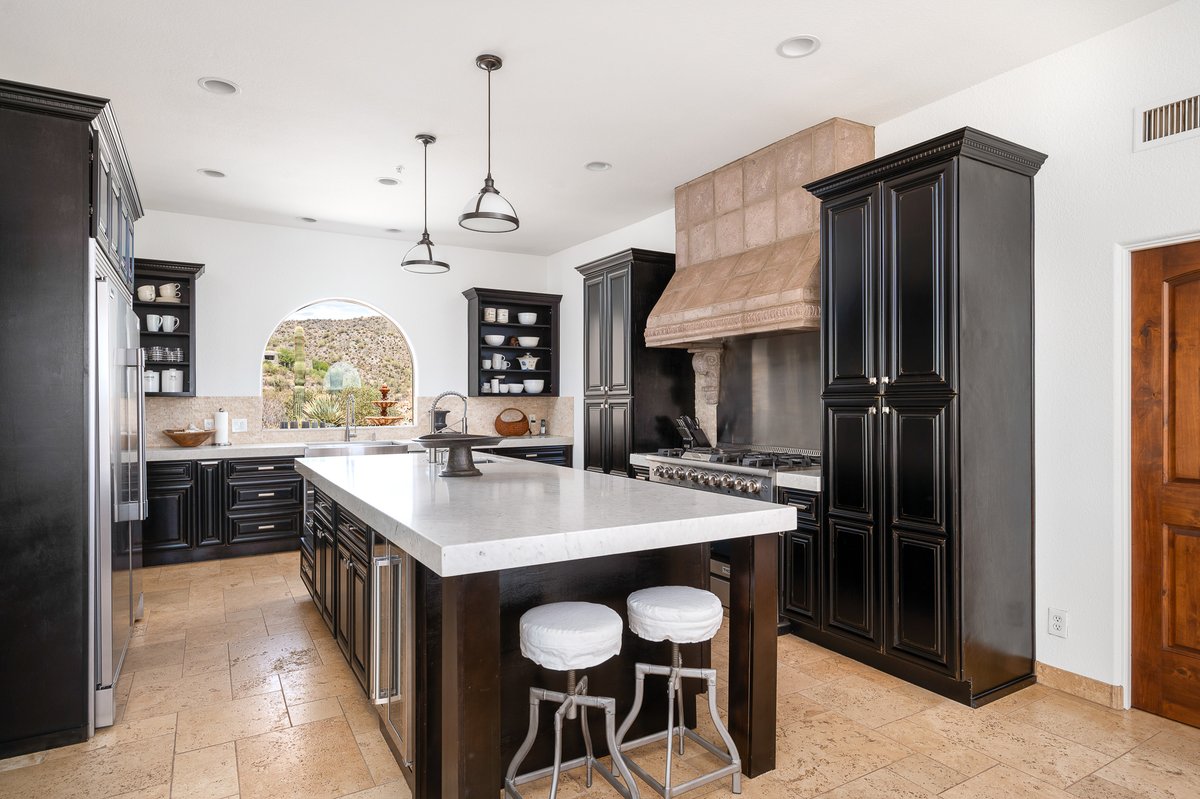 💜 NEW TO MARKET! 40740 N LONGHORN DR, #scottsdale #Arizona  85262. Offered At: $2,395,000. Presented By The Marta Walsh Group Russ Lyon Sotheby's International Realty #realestate #luxuryrealestate #phoenix #VIEWS
