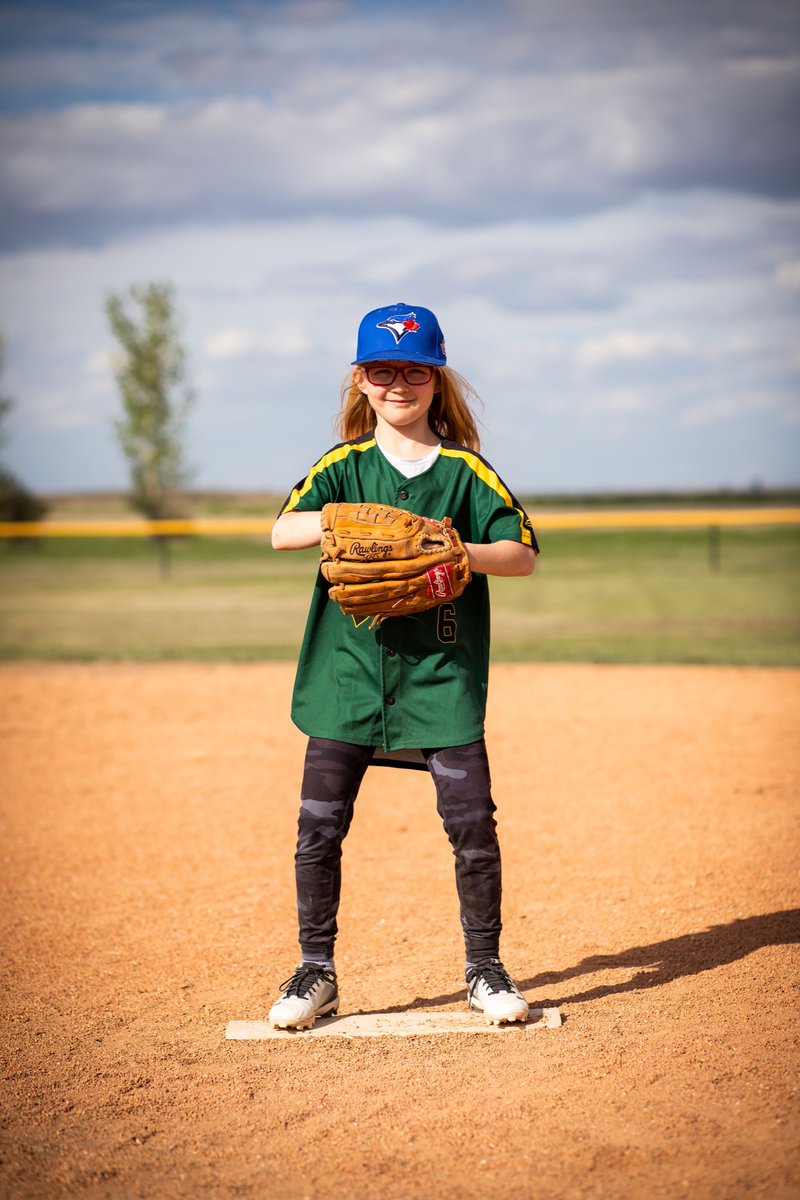 Plenty/Dodsland U9 Rally Cap Sharks had a fantastic year. A great group of kids to coach along side <a href="/macs_j/">Janelle Swan</a>! #RallyCapsON <a href="/BlueJays/">Toronto Blue Jays</a> <a href="/baseballcanada/">Baseball Canada 🇨🇦⚾️</a> #swagbag