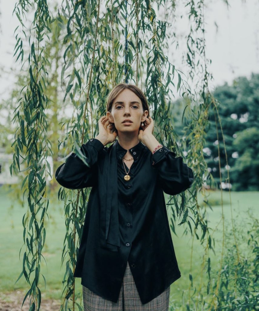 hawkethinker's tweet photo. girls don’t want boys, they want maya hawke https://t.co/A4Wb2W1d4K