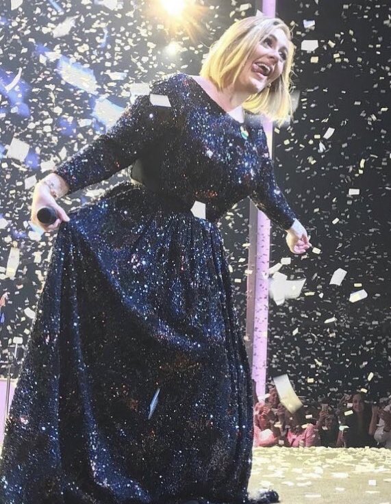 adelelover88's tweet image. nie odepnę tego tweeta aż do koncertu A♥️🥂🪐