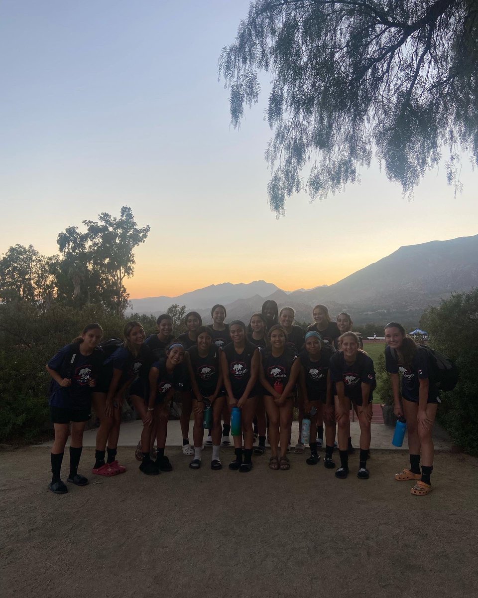 kylie20morris's tweet photo. great experience playing with these girls at 2022 odp summer camp!! #justwater #drdini @CalSouthSoccer https://t.co/9ATxwbN1i3