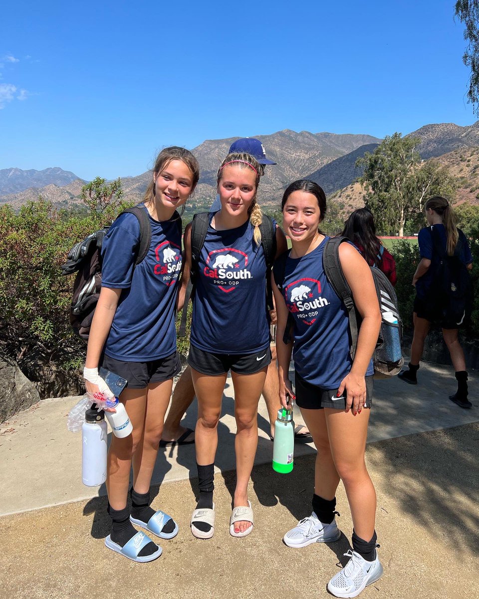 kylie20morris's tweet photo. great experience playing with these girls at 2022 odp summer camp!! #justwater #drdini @CalSouthSoccer https://t.co/9ATxwbN1i3