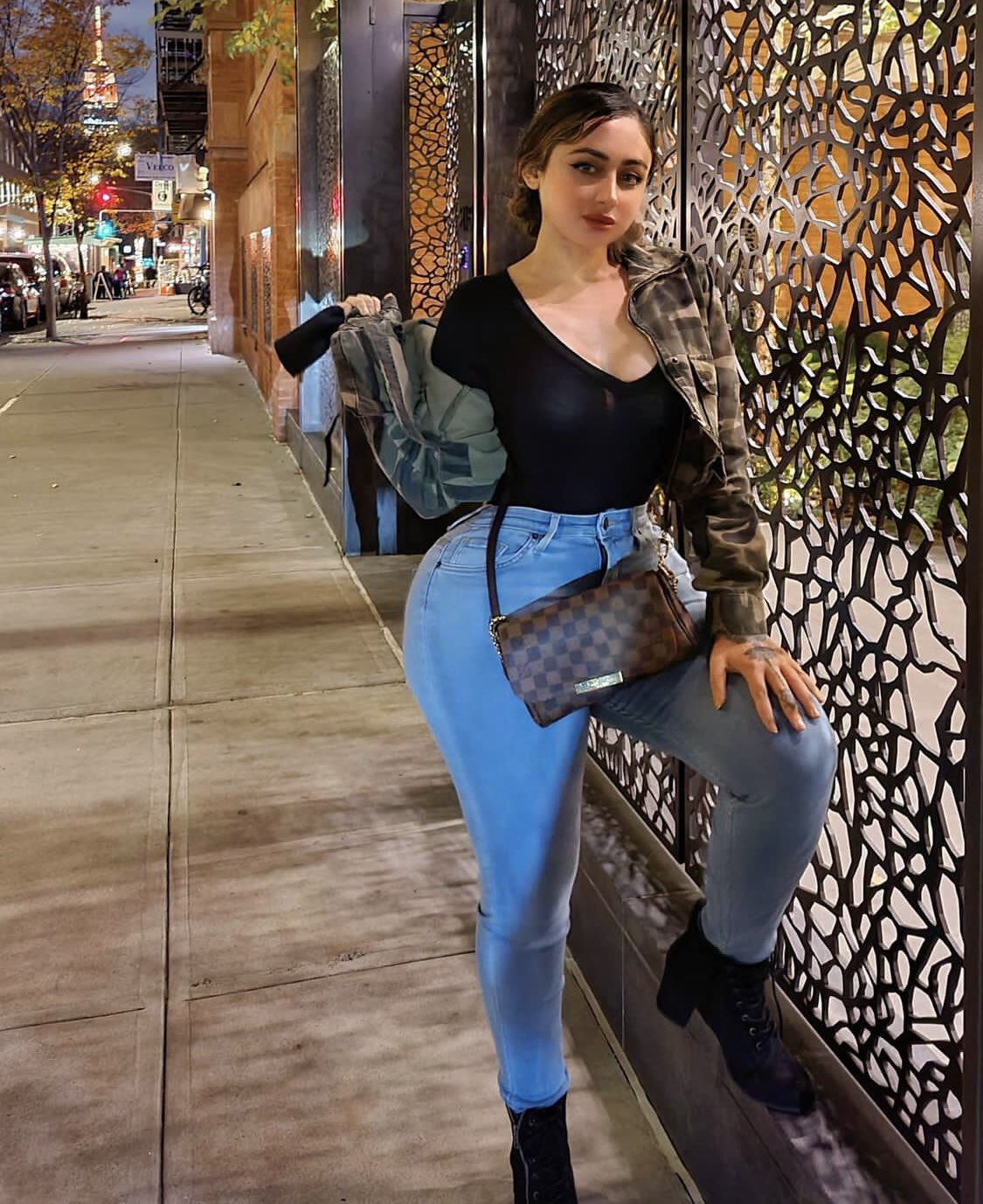 Ms Sethii on Twitter "I’m looking for a serious relationship 🇺🇸 ️