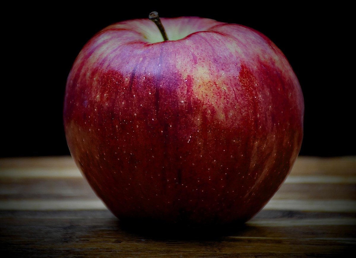 LibraryACU's tweet photo. Providing development opps for teachers & the market EdTechs are carving out is highlighted in Steven Lewis' of @LSIA_ACU @TheConversation piece Why is tech giant Apple trying to teach our teachers? https://t.co/RlNuO573WT Discover more in #ResearchBank https://t.co/ReFJzs6CSQ https://t.co/3FfMzagIG1