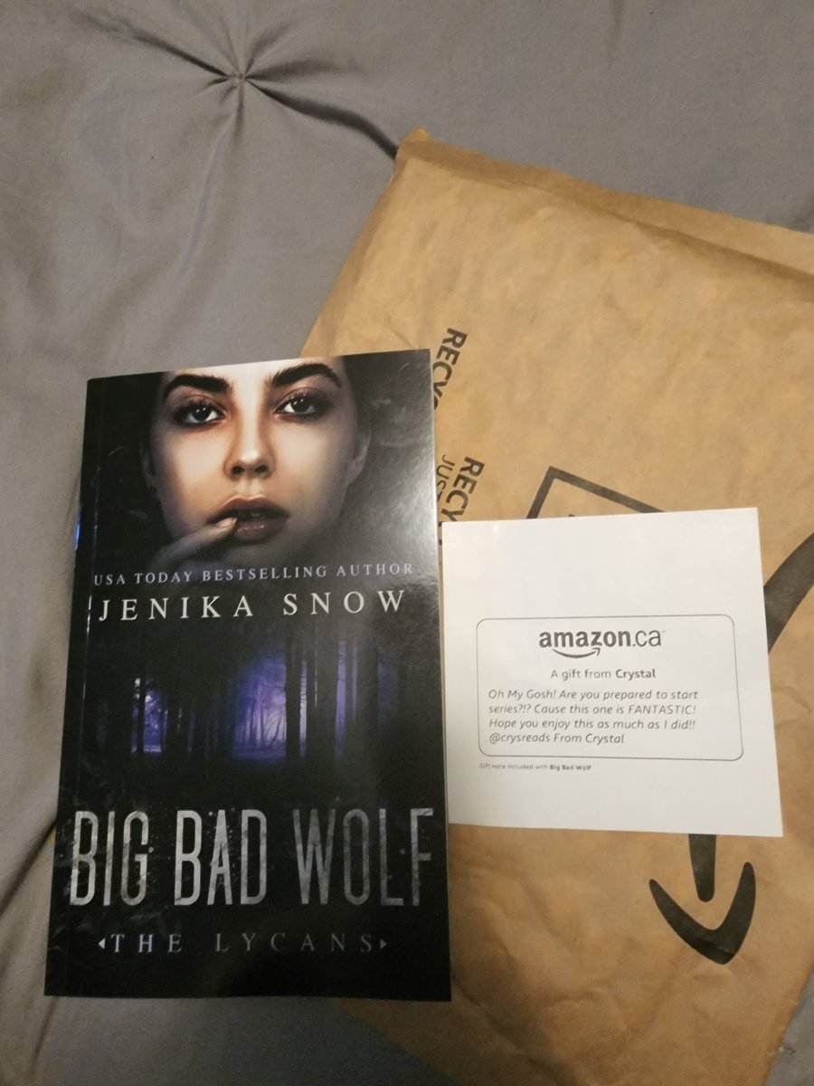 DawnyaSmutLush's tweet photo. When you get gifted! 😊 I love book mail! #bookmail #bookfairy #booktwt #pnr #paranormalromance #jenikasnow https://t.co/JOhnzza2NX