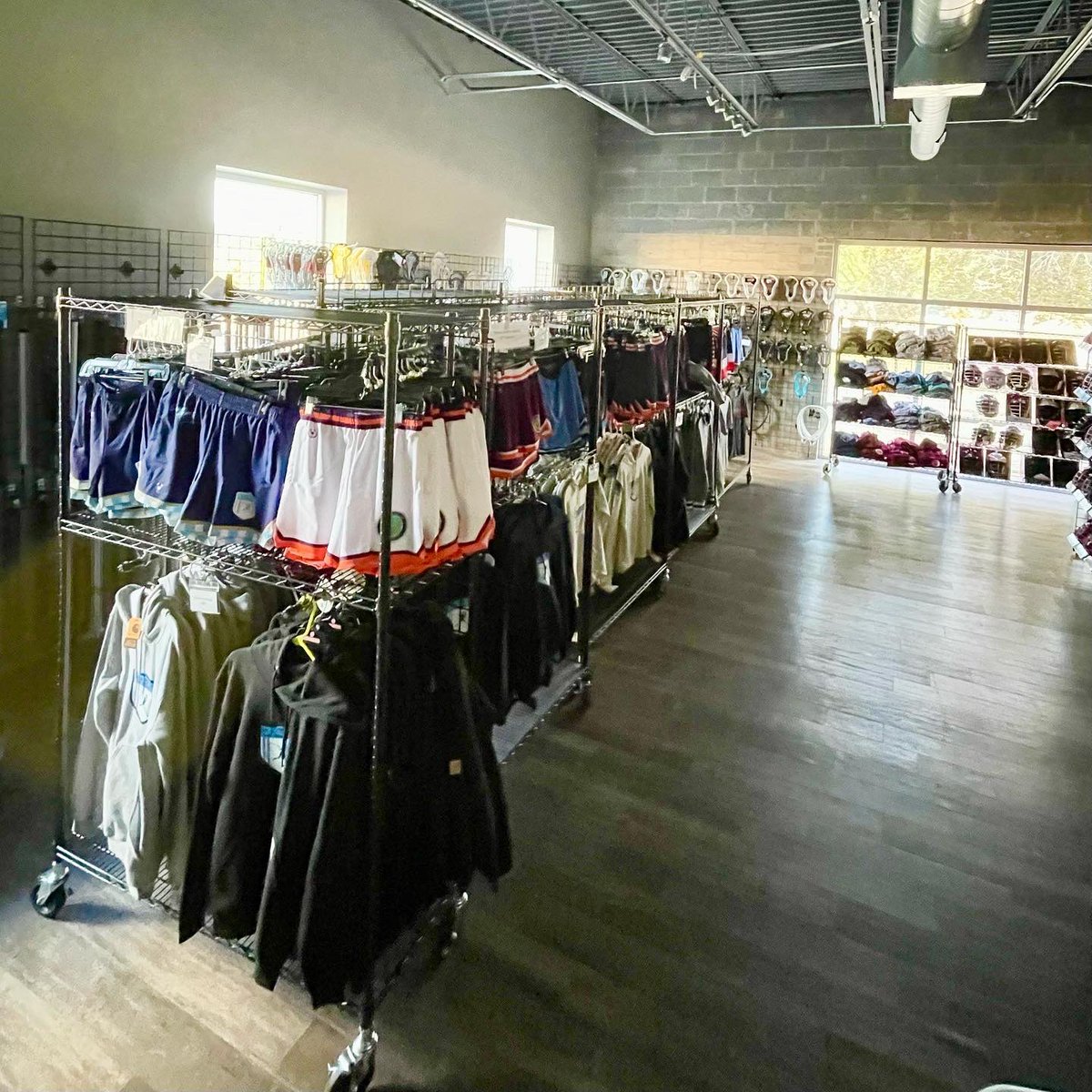 StinsonMellor's tweet photo. Day 1 of the love into the new space is in the books.   You will still enter the store from the turf field. We can 100% confirm,  the new space has #somuchmoreroomforactivities https://t.co/B9bqS9V1MB