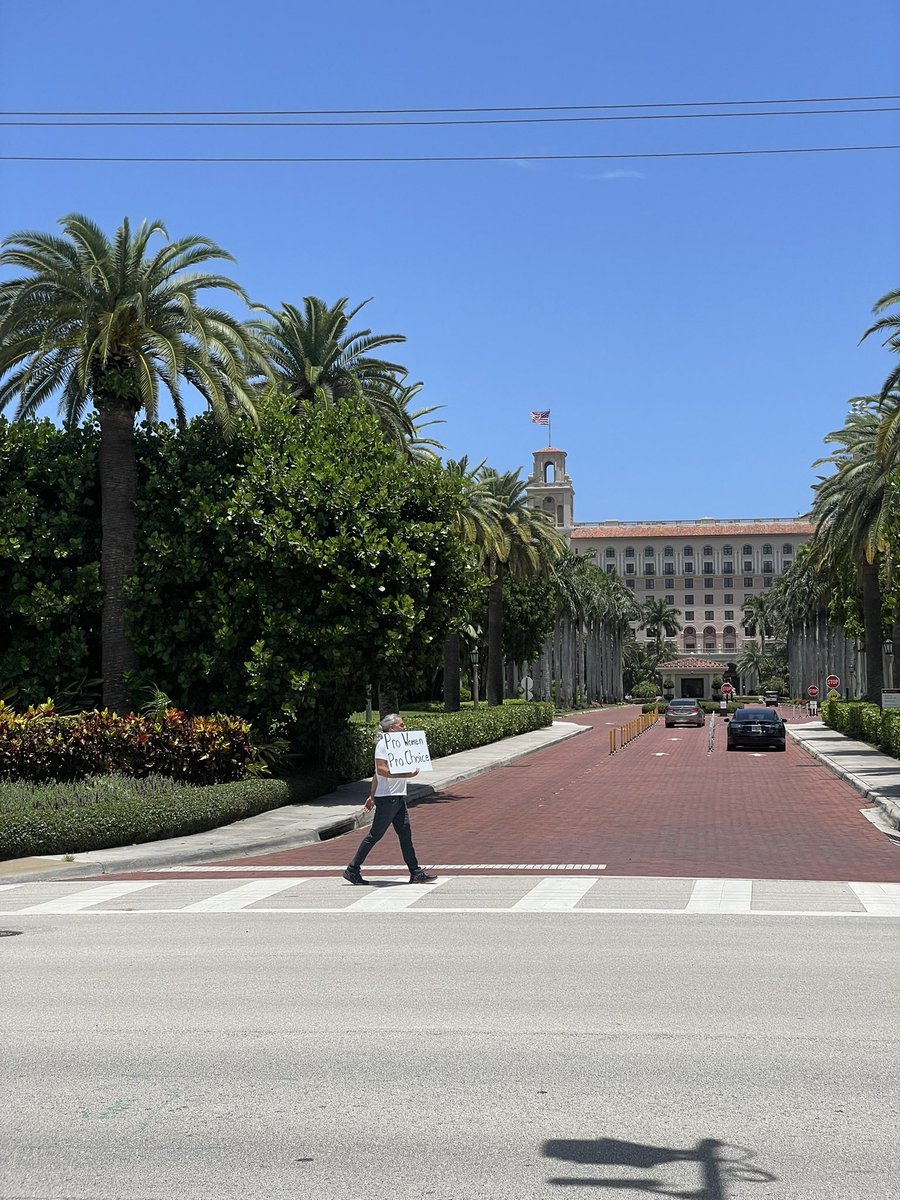 flooringsols's tweet photo. #thebreakers #palmbeach #RepublicansAreTheProblem #trump #Republicans https://t.co/RNcLnDpDe9