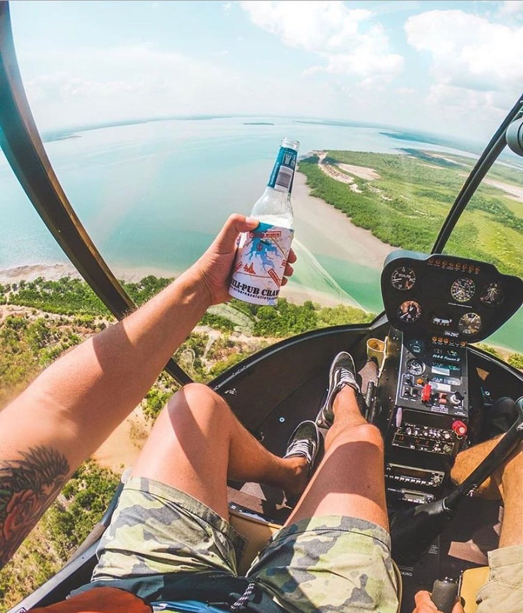 jumpon_online's tweet photo. Ah hello! A pub crawl by air, book us in stat! 🍻🚁  #JumpOn a sky high #Darwin ex-beer-ience with #AirborneSolutions... we mean really, what could be more rockstar than pub crawling in helicopter? 🤘👨‍🎤 😝 📷IG @danandmoore https://t.co/0m2VQL2feH