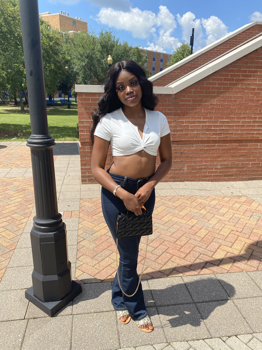 #WhoswhoofJSU 
- Makya/Kya🤍
- JSU'24 
- Childcare and Family Education Major📚 
- St. Louis, Missouri
- JSU Blue Ambassador Assistant Business Manger💙 
- NSCS Member                               Can't wait to see you guys in the Fall🫶🏾