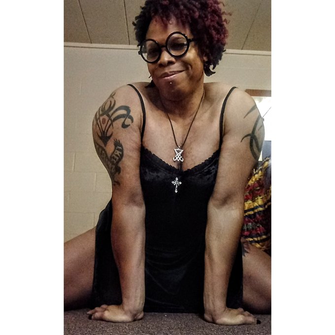 Enter The Baphomet  https://t.co/fkoiGxLpqi https://t.co/JJmw4RY4P6<a href="/tag/sexy"class="tags"><span>#sexy</span></a><a href="/tag/sessiongirls"class="tags"><span>#sessiongirls</span></a>