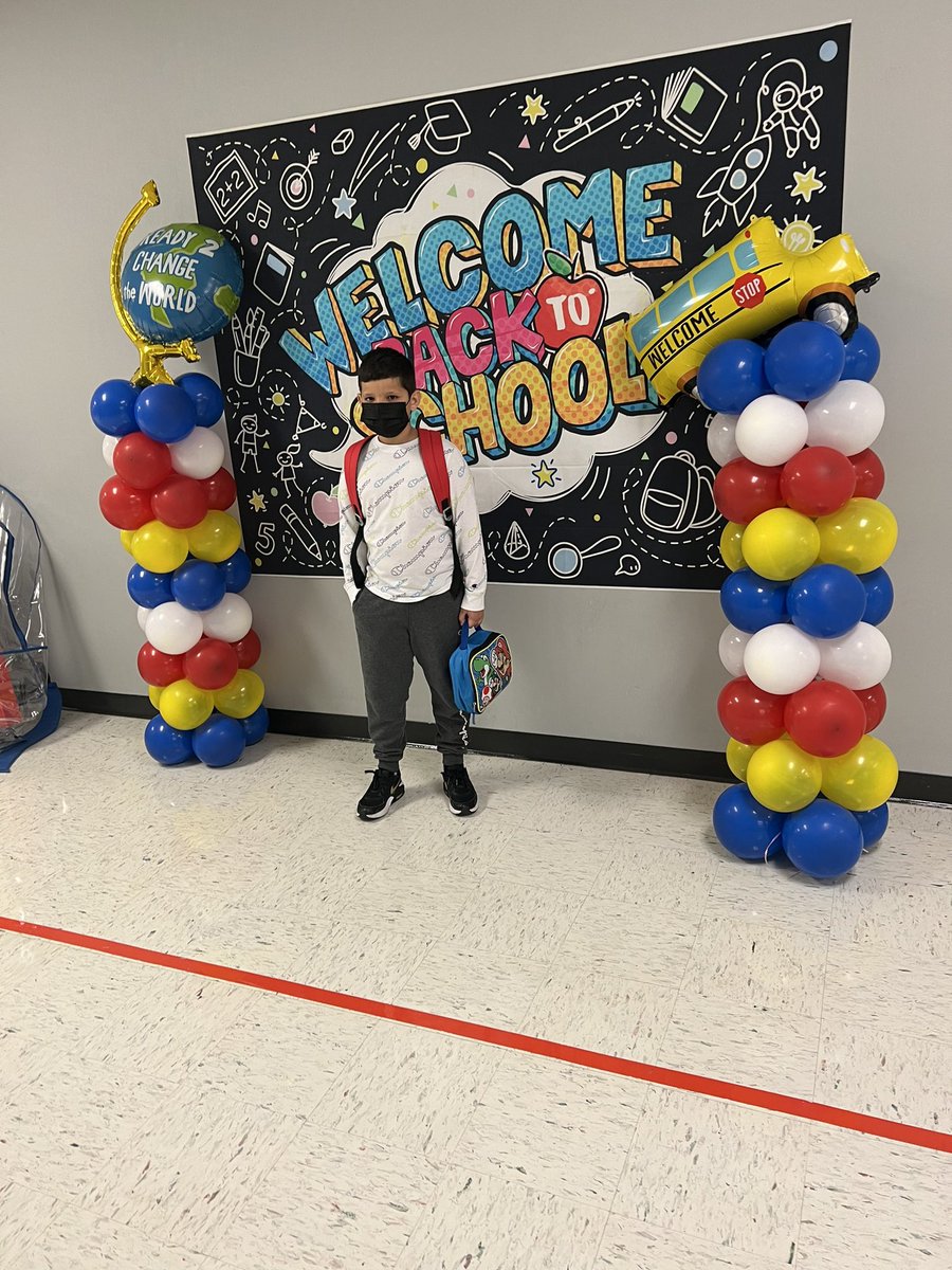 KCtheAP's tweet photo. Our first day back to @HarrisES_AISD was a SUCCESS! Some new teachers, some new faces, but a whole lot of authentic relationship building today. We're committed to build lifelong learners here at Harris!#ThePowerOfTeam☝🏾 #AllinAllWin https://t.co/06UrGOaHHG