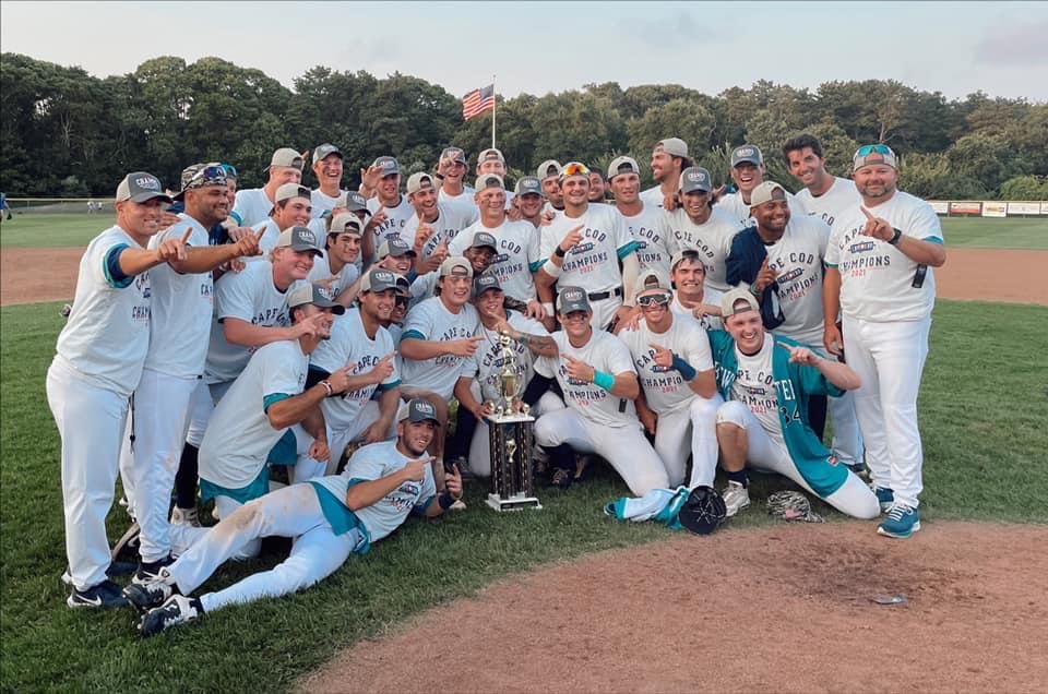 lratchford3's tweet image. MLB Draft Day 2 in the books for the Caps. 20 Total @WhitecapsCCBL taken so far. 17 players from the 2021 Championship Team. Still 10 Rounds left. Most impressive Draft results I’ve seen out of any Cape League Team #RideTheWave #CCBL #CodBall