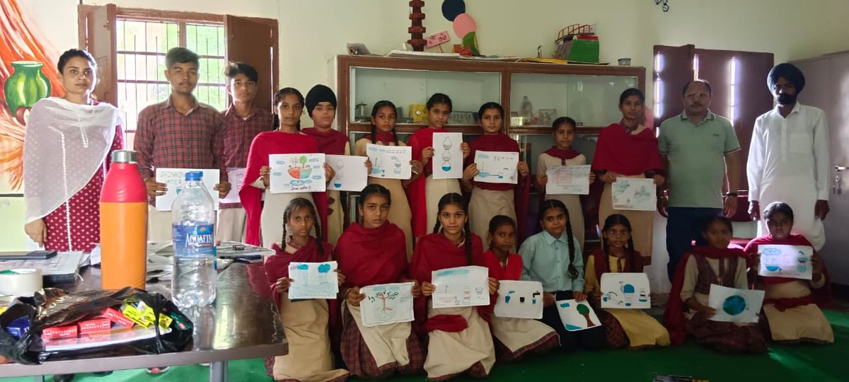 rajukap's tweet photo. ⁦@FMCCorp⁩ India is promoting #water #stewardship knowledge among #school children in #rural India through interactive sessions, drawing competitions etc#perdropmorecrop #projectsamarth ⁦@pramod_thota⁩ ⁦@RaviAnnavarapu2⁩ ⁦@narendramodi⁩ ⁦⁦@nwmgoi⁩ https://t.co/4UpyvRwbTb