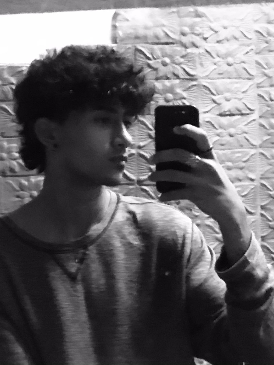 Chamito_piyo's tweet photo. Si tú me lo pides yo me porto bonito 🚸 https://t.co/7mHY0klPyd