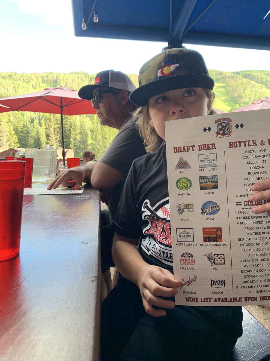 johnnjax's tweet photo. Over a mile high hockey camp in Vail Colorado and look what Caz spots! Hydration! @JohnLeinie @DickLeinie https://t.co/XEDkflm3Tg