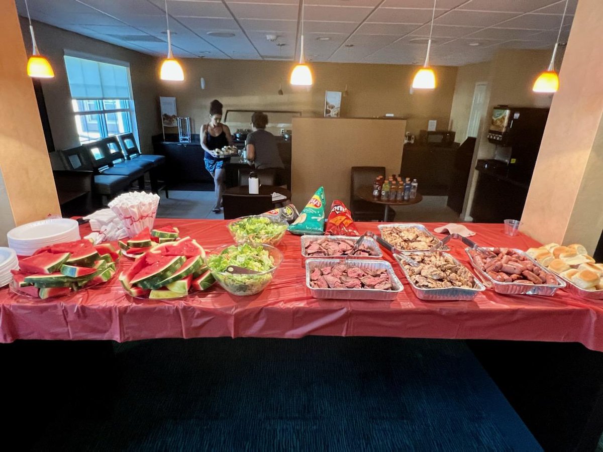 NorcalRed23's tweet photo. The mom's did a fantastic job with this spread this evening in hotel!  Thank you @NorcalRed23 parents! 
@NorCalU1 @NorCalBaseball https://t.co/mFrOHfXfYT