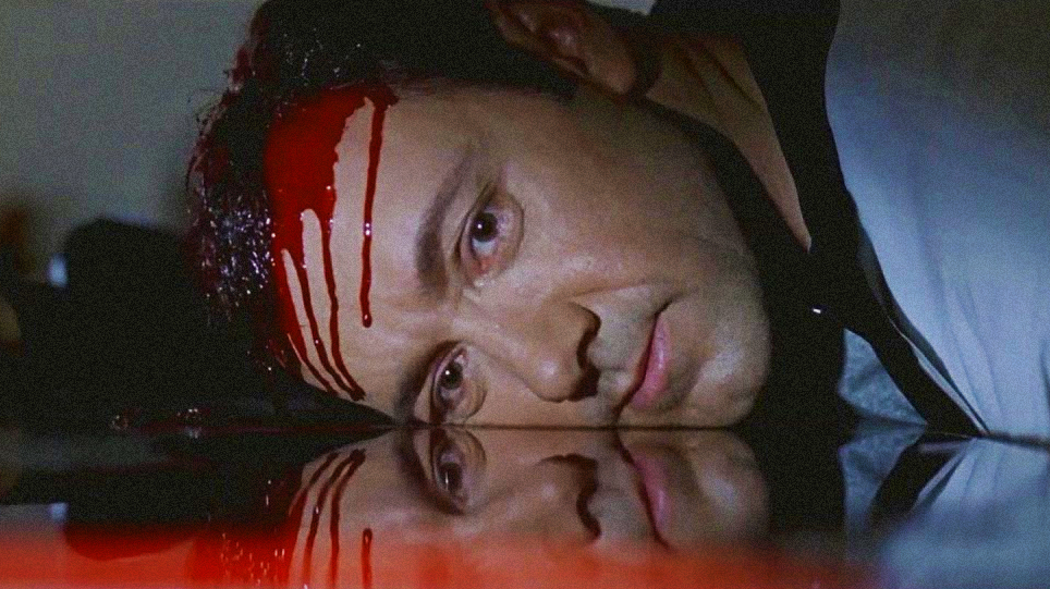 marianomm's tweet photo. "Finales alternativos" ♫♪ Se oye cantar a #ElliottSmith luego del asesinato de #LesterBurnham en «American Beauty»; cuatro años antes de que su novia lo encuentre apuñalado en el pecho. El #MomentoSemáforo de hoy en @radioboing.
https://t.co/8Hb29weQWn https://t.co/7v2D6p2Ore