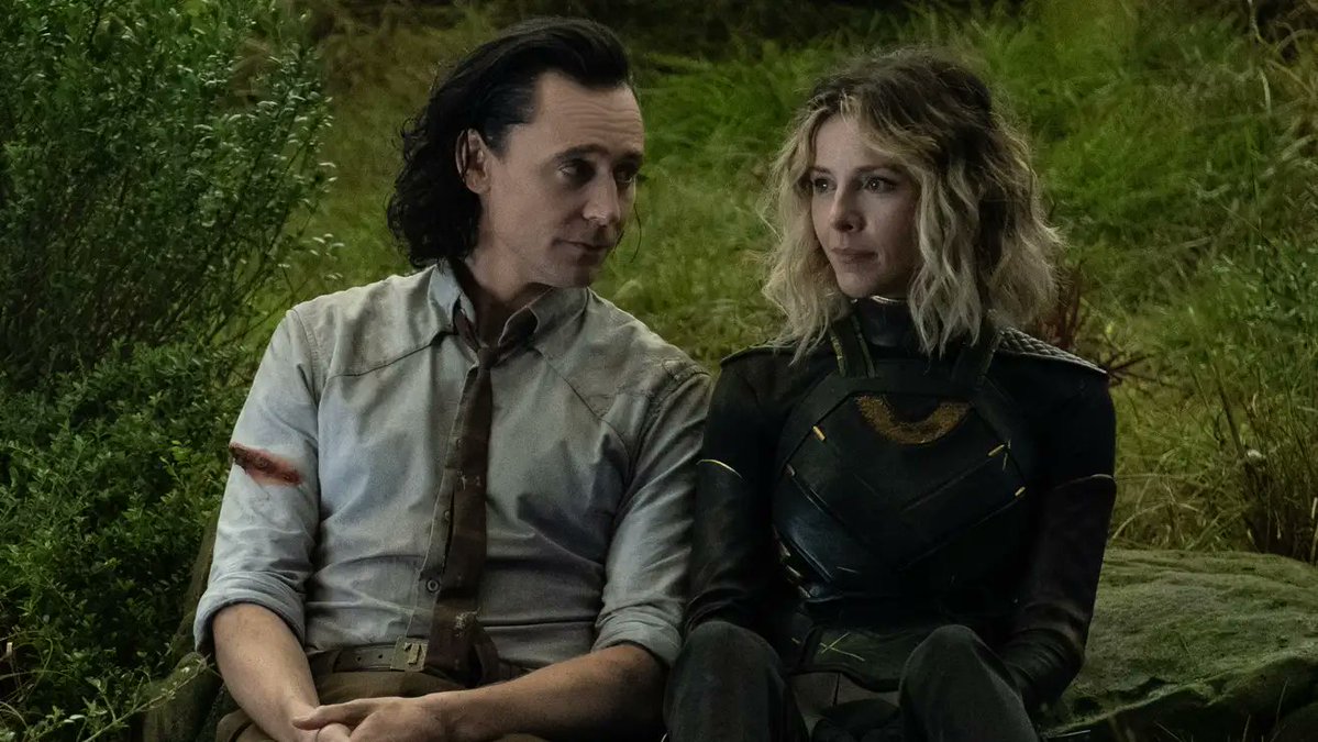 you can tell thor and loki are related because they both fell in love with themselves