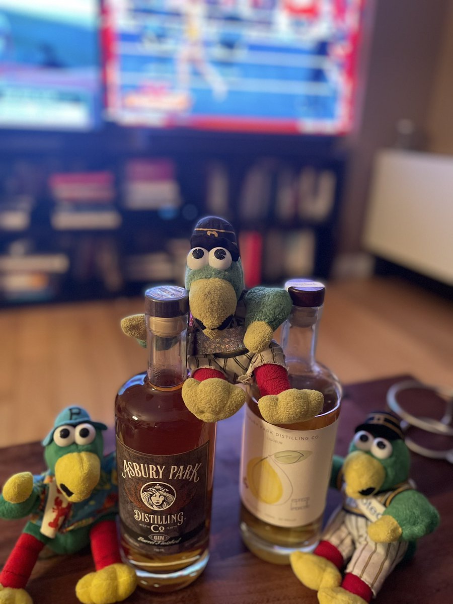 peteystink's tweet photo. happy birthday… TO ME!! https://t.co/VDWak0eynb