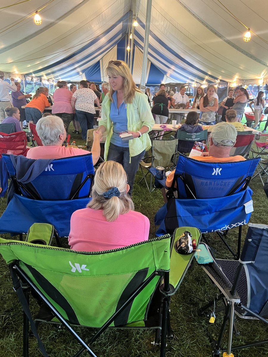 KellyMSchulz's tweet photo. Tonight, I joined my friends Senator Paul Corderman and Delegate Brenda Thiam at the Washington County Ag Expo &amp; Fair for our final event before election day. 

It was great to be back in Western Maryland - it is an incredibly important part of our state that I will never forget. https://t.co/txhGrZ10Xz