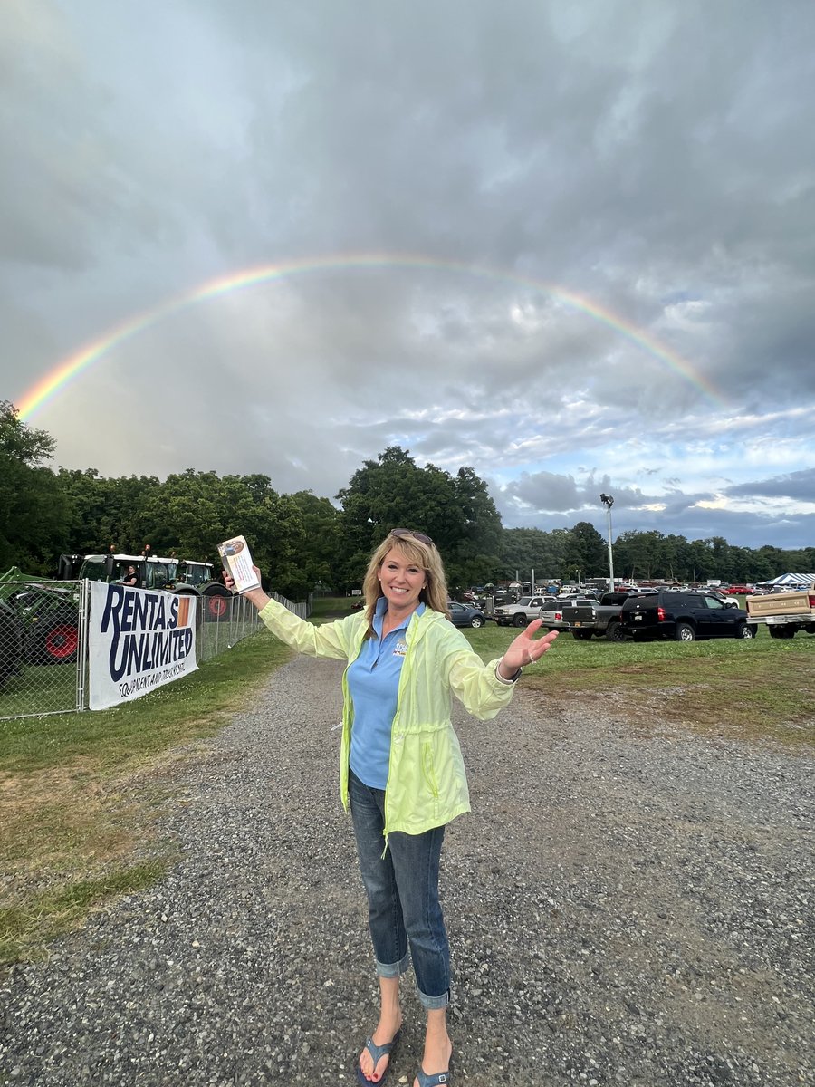 Tonight, I joined my friends Senator Paul Corderman and Delegate Brenda Thiam at the Washington County Ag Expo &amp; Fair for our final event before election day. 

It was great to be back in Western Maryland - it is an incredibly important part of our state that I will never forget.