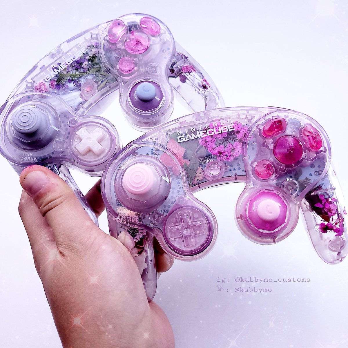 Kubbymo's tweet image. Hi I'm Kubby and specialize in custom GCCs! I do periodic drops, and update most via Twitter! I ship internationally!
✨️SHOP: KO-FI.COM/KUBBY✨️
Socials: linktr.ee/KubbymoCustoms
I have moved from Etsy to Ko-Fi!
Peep my peers @CustomGCC !