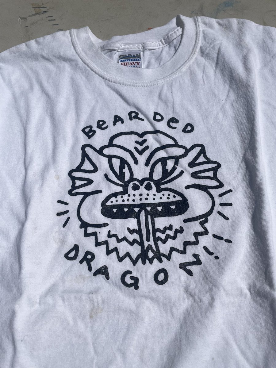 maxartsmoot's tweet photo. Sellin shirts! Bona fide leftover #precovid #maxart swag! These are on close out for ten bucks each while they last! And stay tuned for the new stuff coming next week! https://t.co/nXsAmMenXG