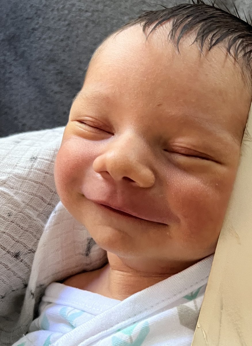 Today I caught my 5-day-old baby’s smile on camera and I know it’s probably just gas but OMG 😍😭❤️