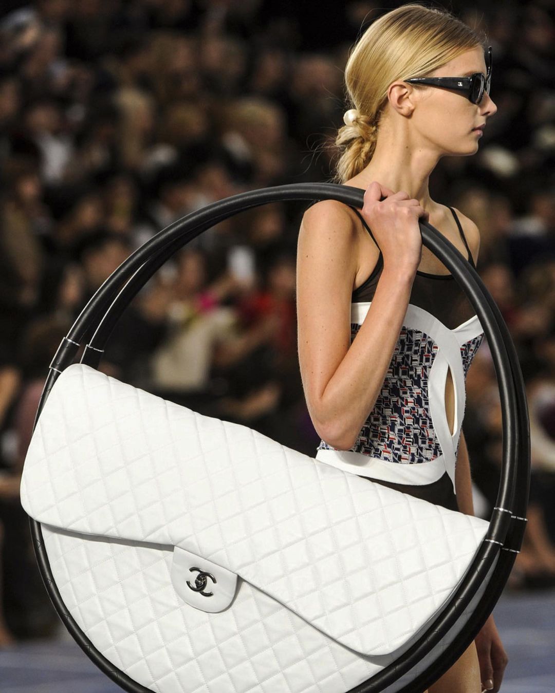 TheSecretDiaryofa90sGirl on X: Sigrid Agren wearing Chanel hula hoop bag  s/s 2013 🤍  / X