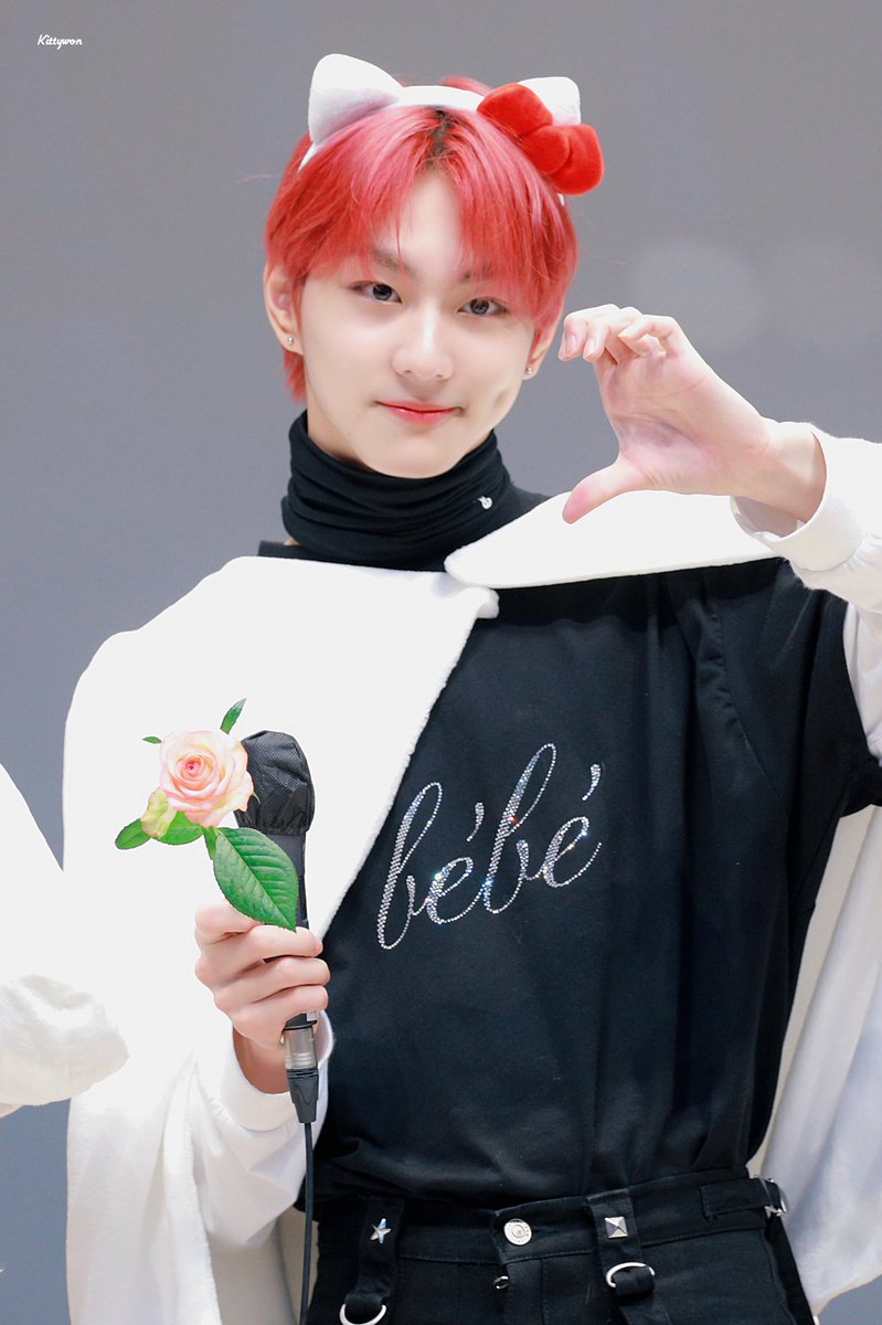 kittywon_0209's tweet photo. 220715 🍼🍼🍼
#정원 #JUNGWON #ENHYPEN https://t.co/yZgKnDyaBw