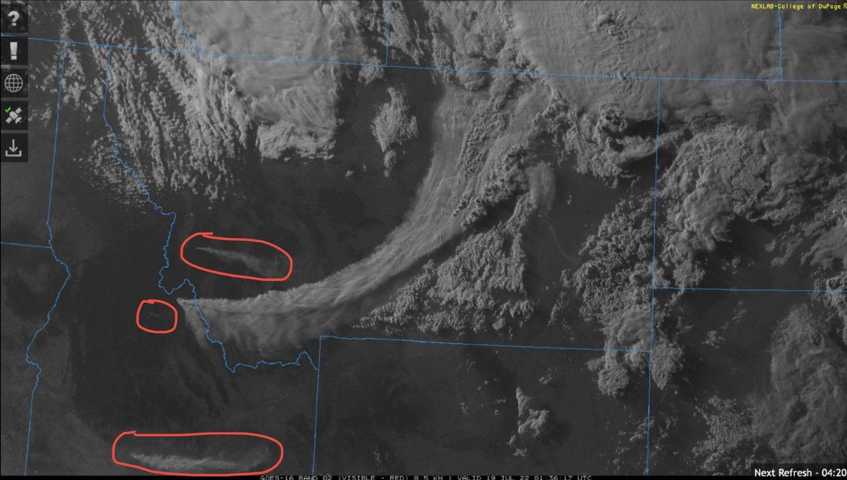 LillieFarrellWx's tweet photo. Also visible on satellite: #BrayFire, #HogTroughFire, and #WolfFangFire (shoutout to @WX_JPTracey for pointing that one out) #IDwx #MTwx https://t.co/hgpUW9hvMA