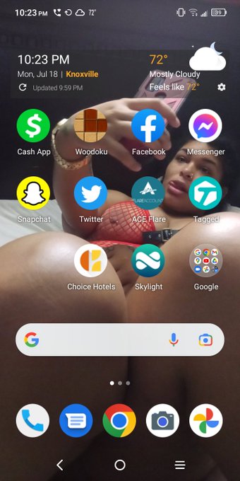 Mamas so wavey on my background though 🤩🤤💦 https://t.co/qCzqjv3M9B