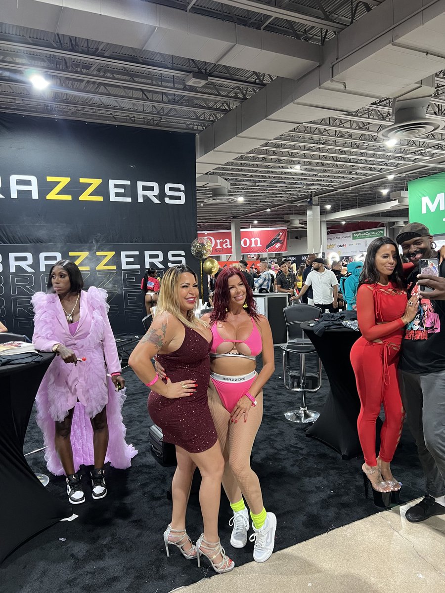 Alexis fawx World ®️ tweet media