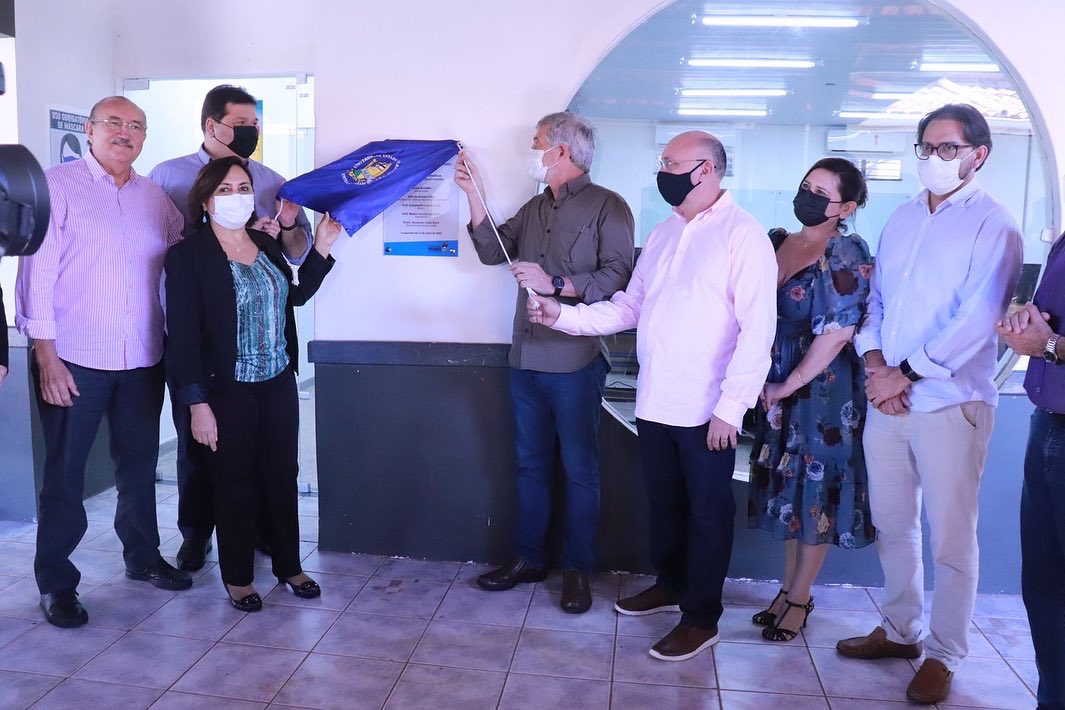 cesarpiresdep's tweet photo. A convite do reitor Gustavo Oliveira, com o vice-reitor Walter Canales e a coordenadora Deuzimar Freire, participei da inauguração do Laboratório de Informatica Professora Joana D’Arc Sales Figueiredo, no campus da UEMA em Codó, que tive a honra de implantar quando fui reitor. https://t.co/lw9zoCRGFj