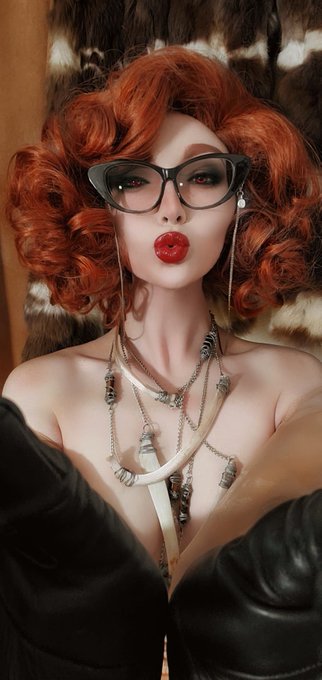 🦇𝙔𝙤𝙪𝙡𝙡 𝙜𝙞𝙫𝙚 𝙮𝙤𝙪𝙧 𝘼𝙪𝙣𝙩𝙞𝙚 𝙖 𝙨𝙢𝙤𝙤𝙘𝙝💋, 𝙬𝙤𝙣𝙩 𝙘𝙝𝙖? https://t.co/7CbHpnH4dZ