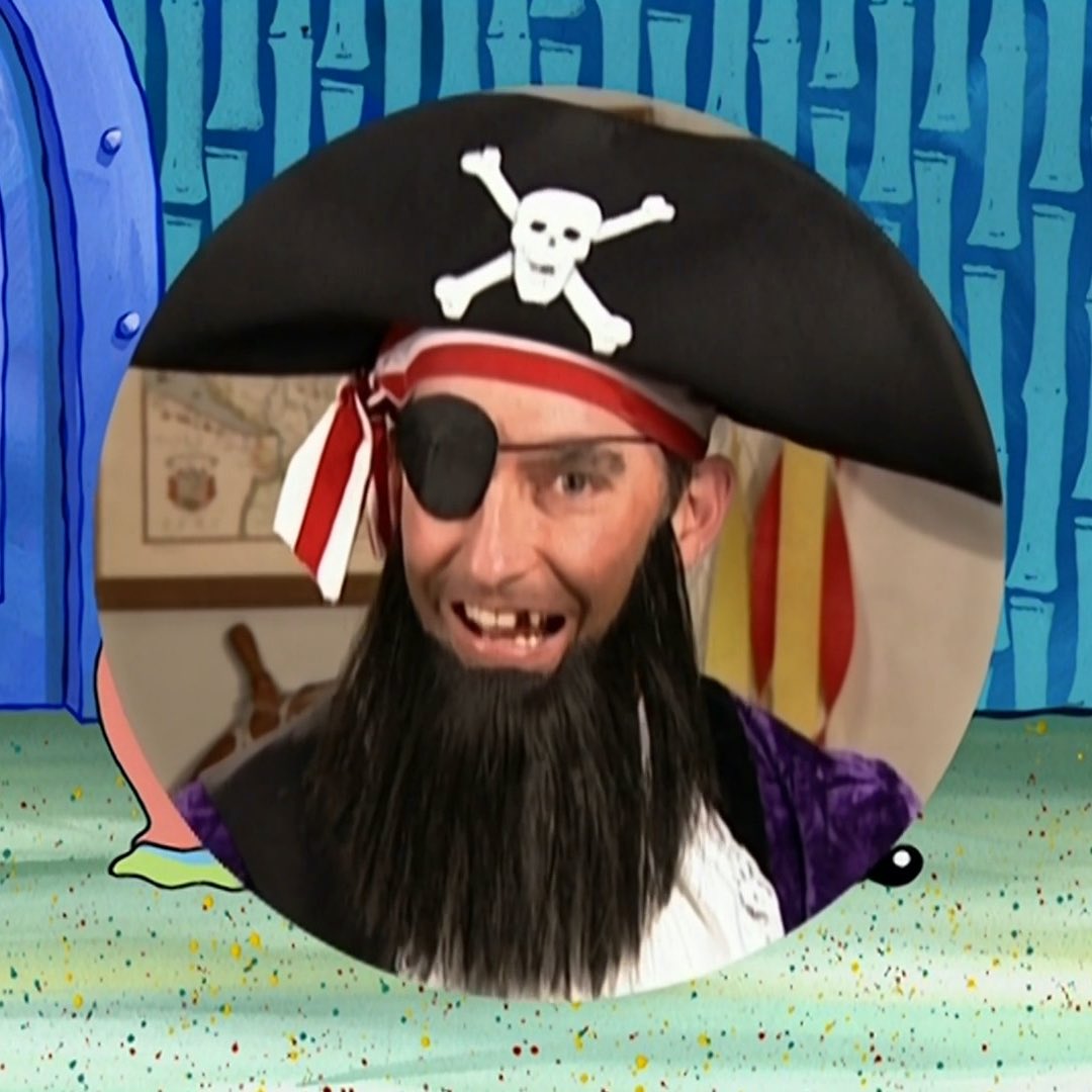 WyattDuncan's tweet photo. 250 million dollar blockbuster (2022)

          an episode of SpongeBob (2002) https://t.co/SkfBylqc7X
