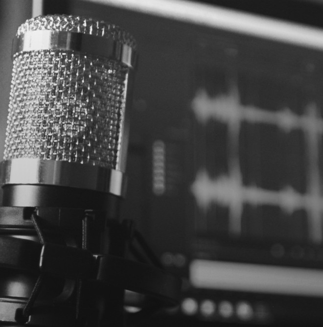 profiqtw's tweet photo. The #MovingFastTech podcast hosts top #techleaders covering the topics that matter most in today's #techworld: #techdebt, #AI, #scaling, #devmetrics, #hiringtech, & more. Listen now: https://t.co/MD9zTFE8ii @forgerock1 @StartupSha @kathkeating @robtimism @NattyZ @DanLinesLB https://t.co/xEG2iVX6Ik