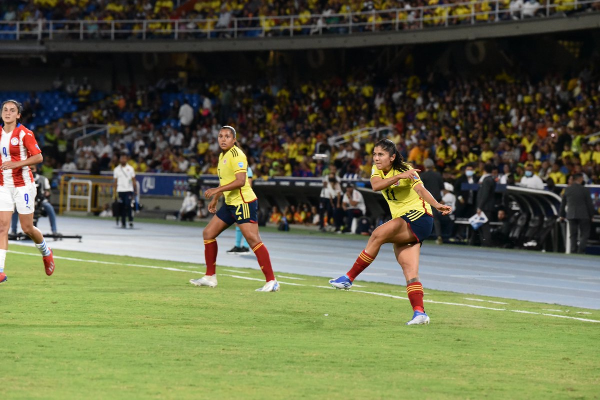 FALCAO's tweet photo. Gracias por todo el esfuerzo y todo el amor por la camiseta.🇨🇴 Sepan que todo el país está con ustedes. https://t.co/DJkNKEWYV4
