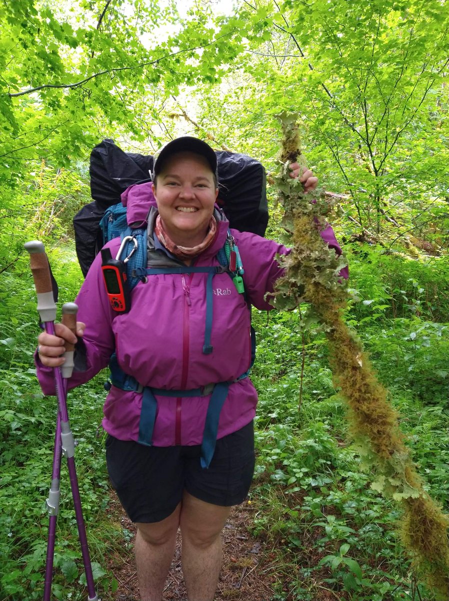 The #lichen love continues even when I'm on vacation. I had an incredible trip to the #PNW where I backpacked in the Hoh Rainforest before relaxing on the beach. Giddy to see Lobaria lichens everywhere as I hiked.