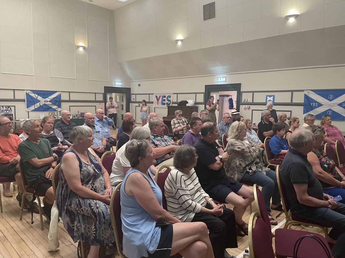 AgentP22's tweet photo. Good to see the Alba membership is a nice youthful and diverse multicultural representation of Scotland in 2022.😉 https://t.co/4ojQADcRY5