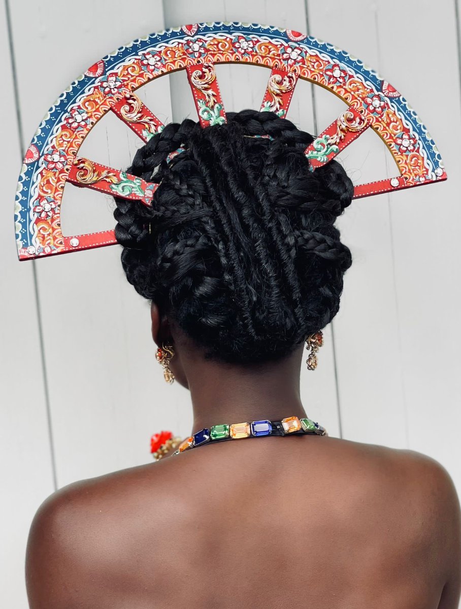 Lupita_Nyongo's tweet photo. Ciao! 🖤
@dolcegabbana #AltaModa @vernonfrancois @micaelaerlanger @nickbarose https://t.co/ecnJENR6kH