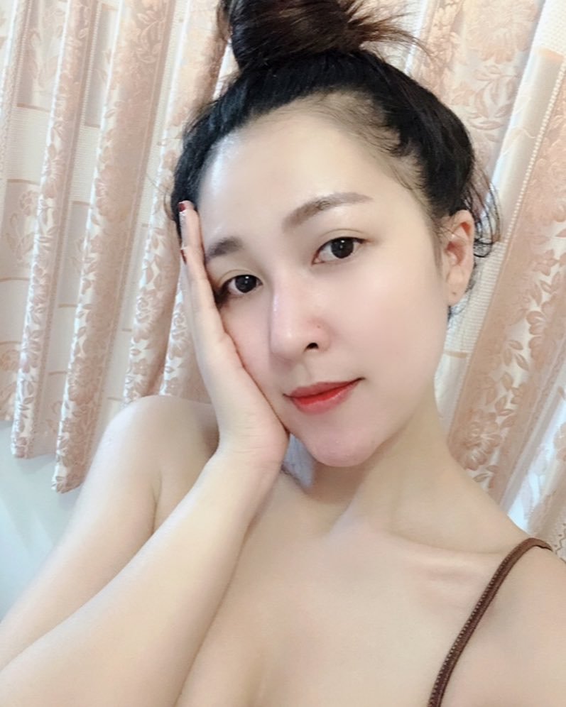 nellydalus's tweet photo. A good night's sleep, forget all worries; a sweet night, throw away all troubles; a deep sleep, get rid of all the pain; wake up, open a new beauty. Good night https://t.co/2rkBoow2zB