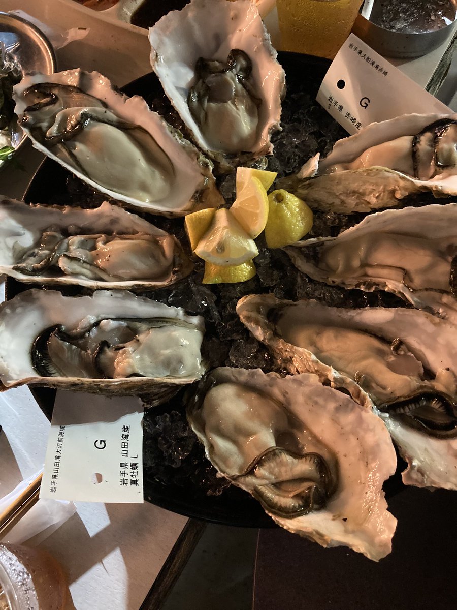 本日もありがとうございました！
昨日の話なのですが、皆んなで初めてのお食事会してきました！🥂

シフト的になかなか話せない子も居たりはじめましての子も居たり

いい時間が過ごせました！🥰🥰

#鹿児島シーシャ
#ガールズバー
#鹿児島ガールズバー
#シーシャバー
#スタッフ募集中